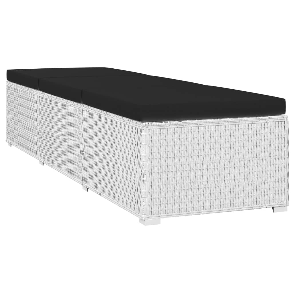 loungestole med tebord 3 dele polyrattan hvid