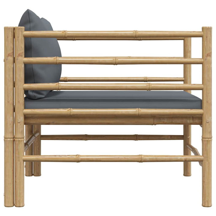havesofa med mørkegrå hynder bambus