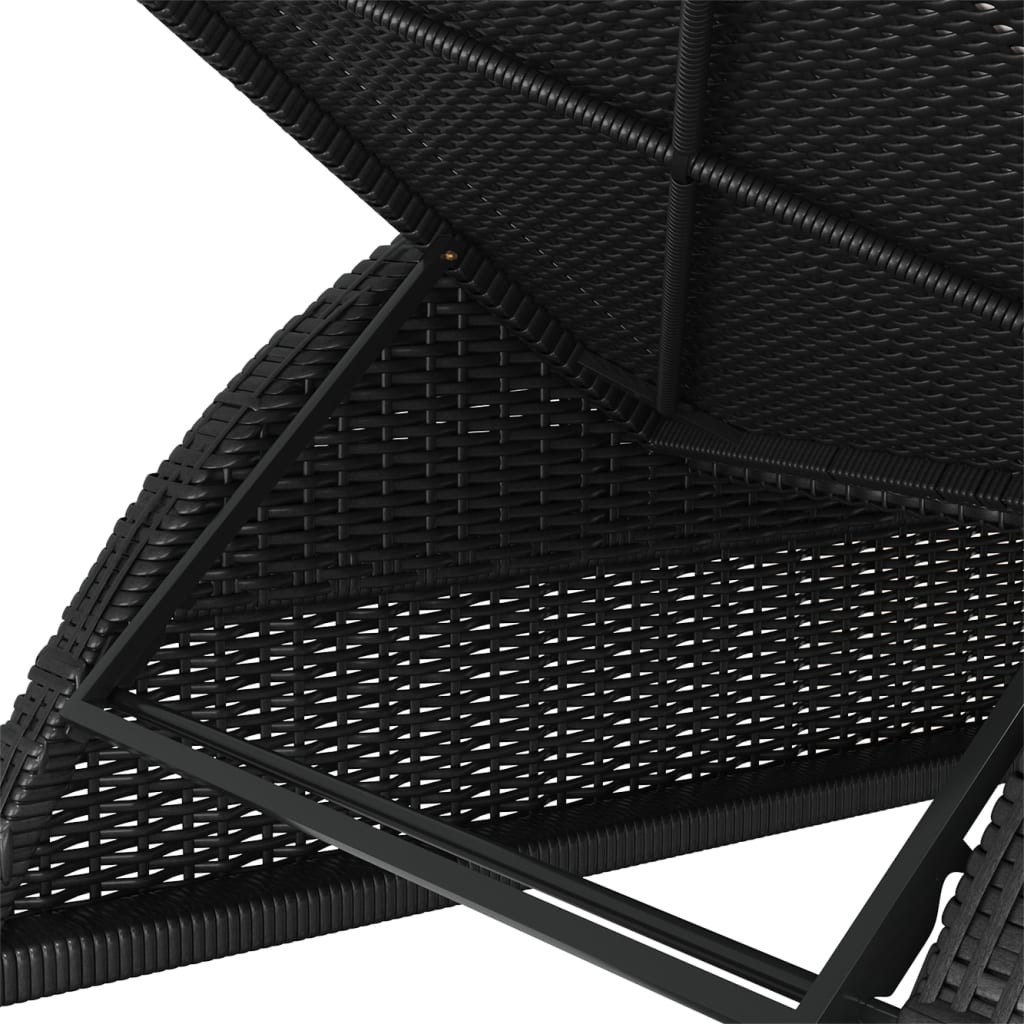 liggestol med cremefarvet hynde polyrattan sort