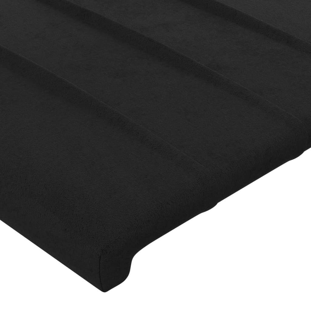 sengegavl med kanter 147x23x118/128 cm fløjl sort