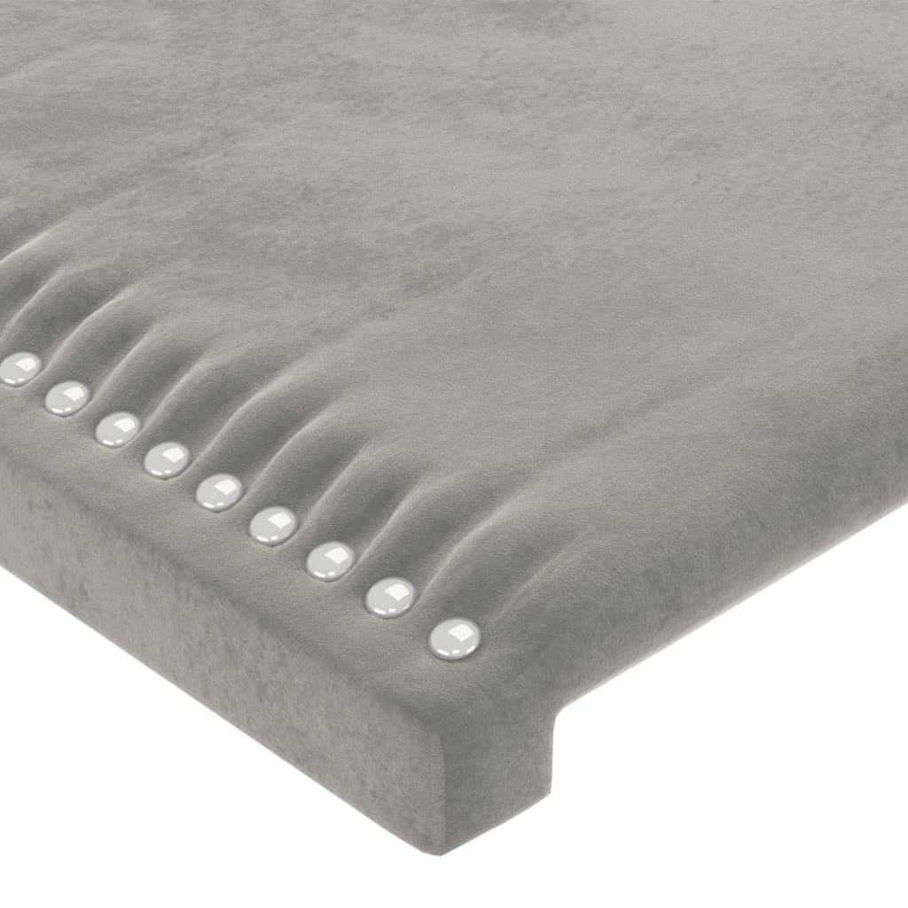sengegavl med kanter 147x16x118/128 cm fløjl lysegrå