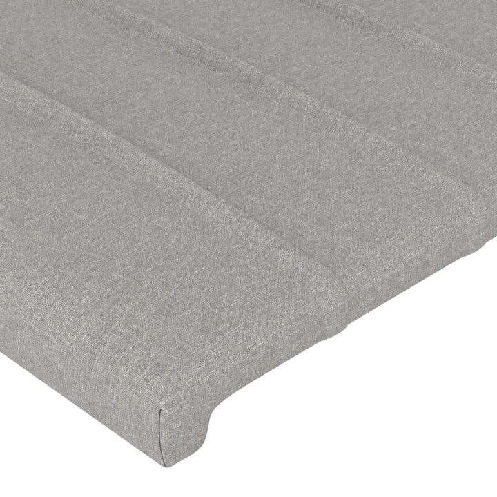 sengegavl med kanter 147x16x118/128 cm stof lysegrå