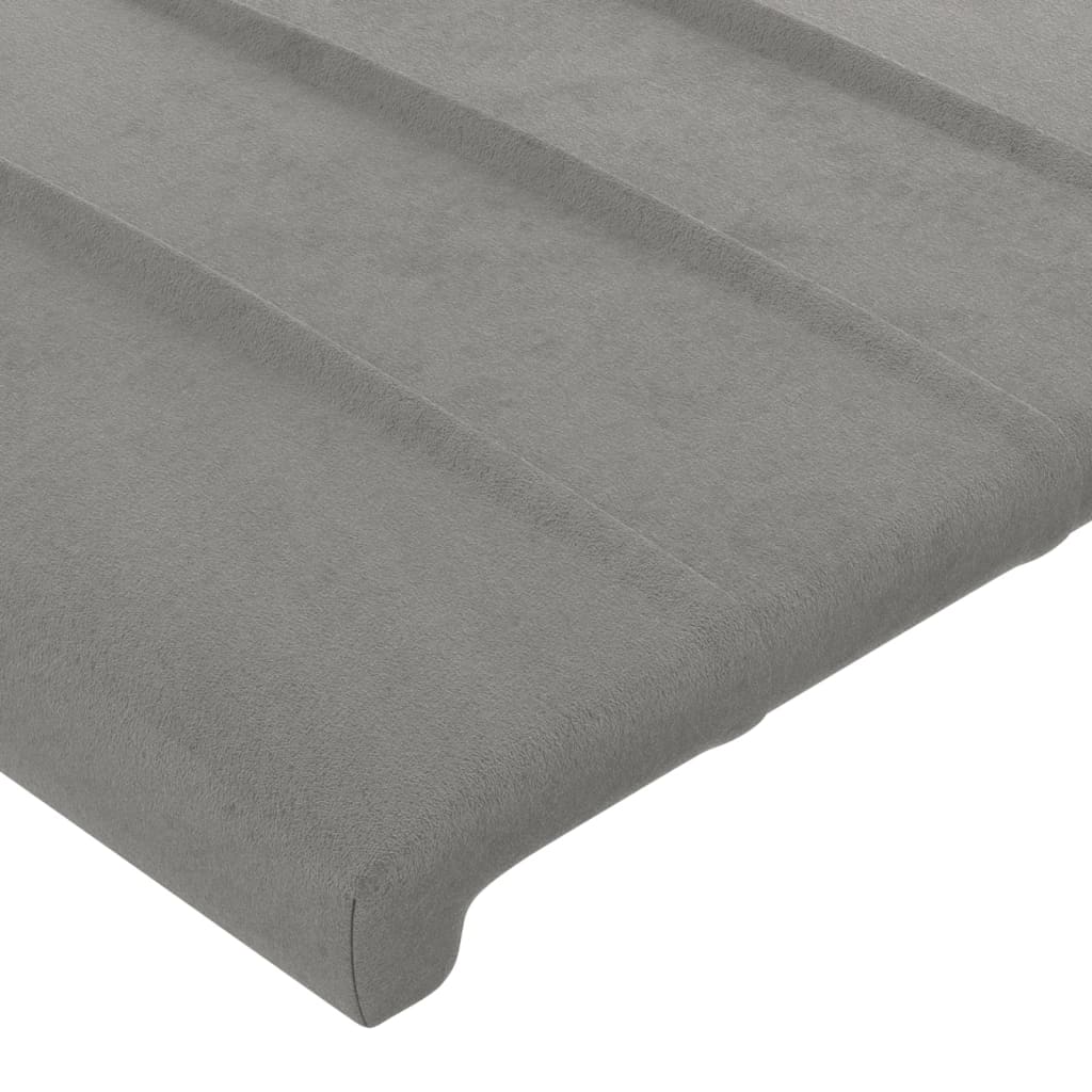 sengegavl med kanter 147x16x118/128 cm fløjl lysegrå