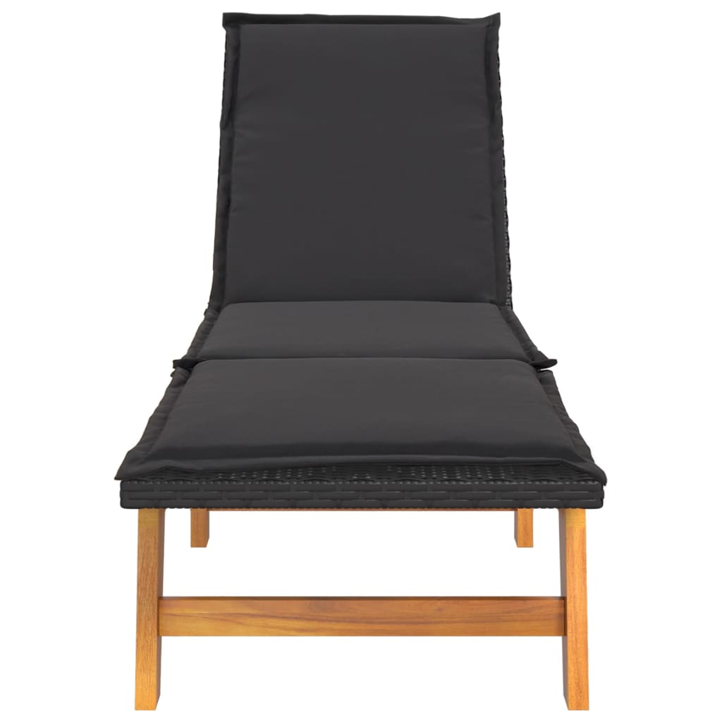 liggestol med hynde polyrattan og massivt akacietræ