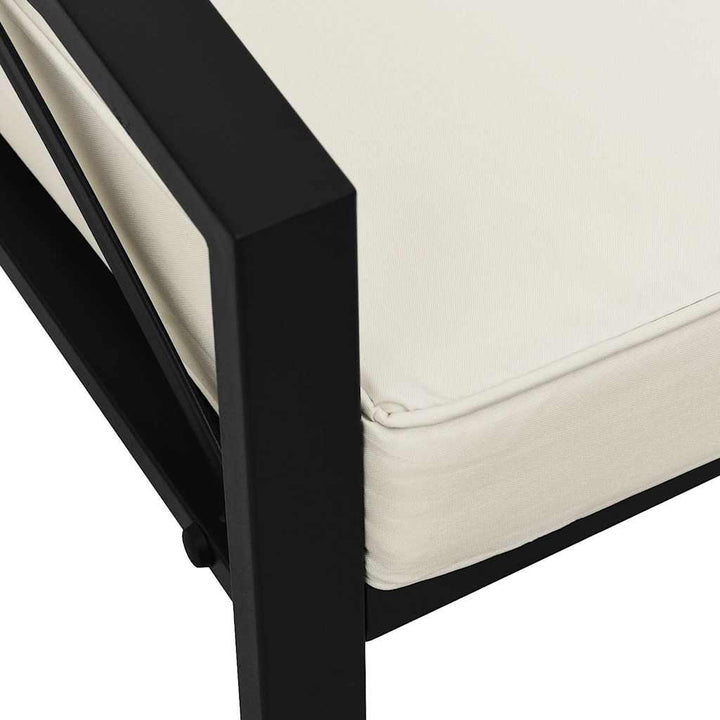 havestol med sandfarvede hynder 68x76x79 cm stål