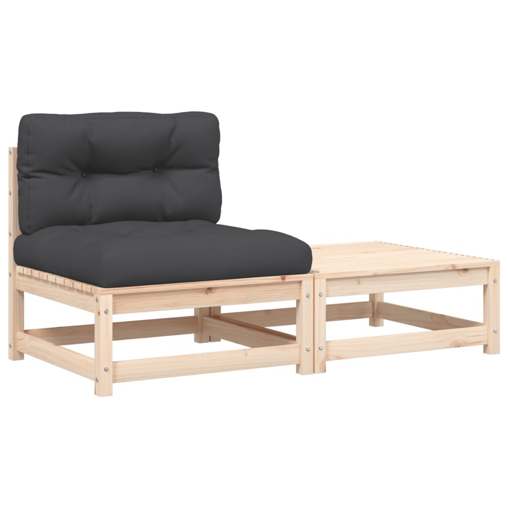 sofa med hynder og fodskammel uden armlæn