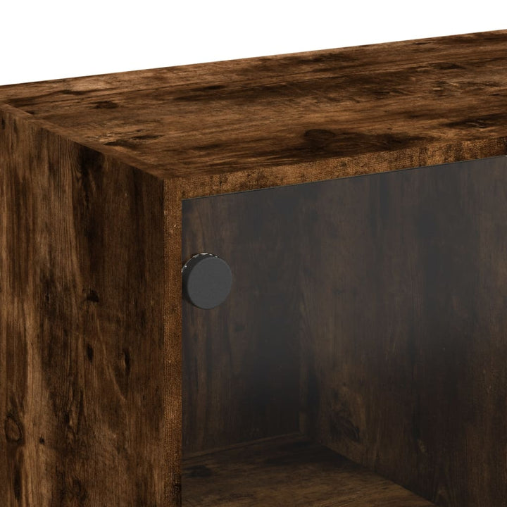 bogreol med låger 136x37x142 cm konstrueret træ røget egetræ