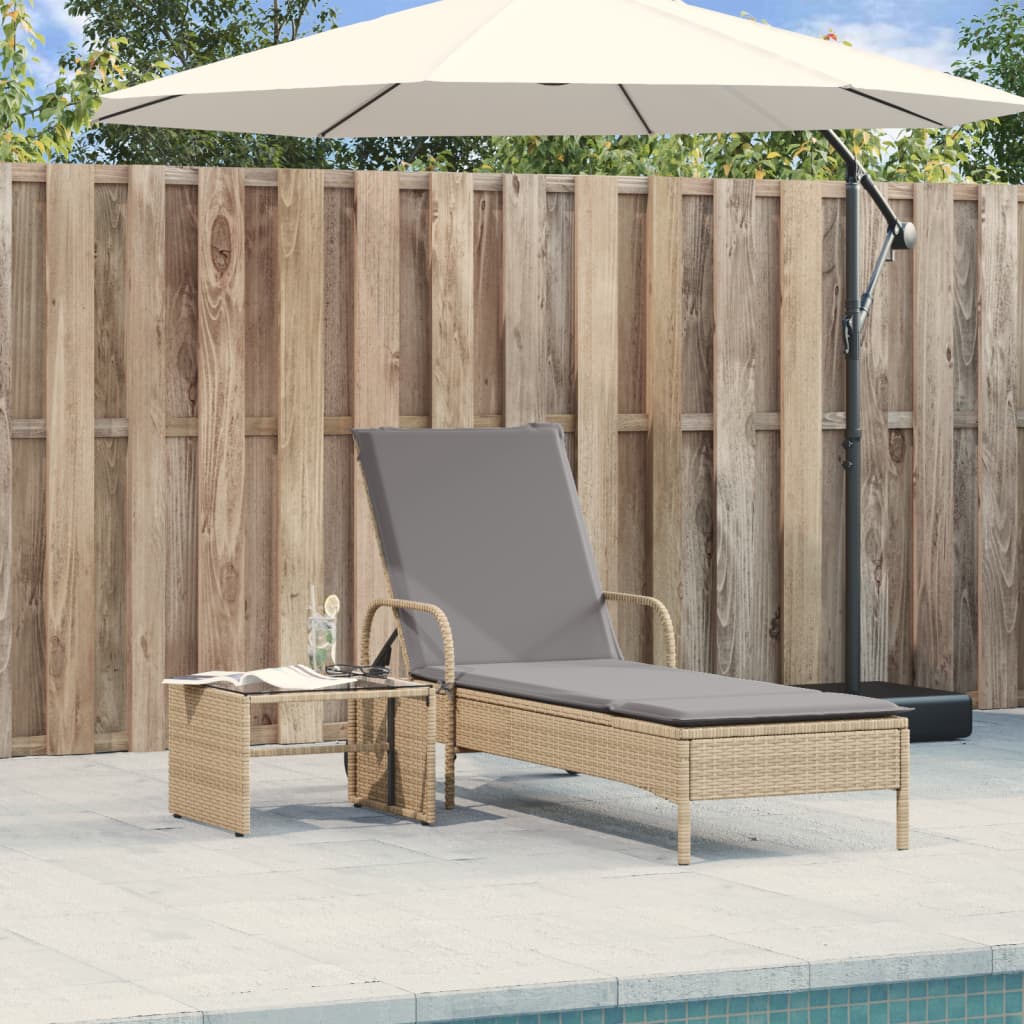 liggestol med hjul og hynde polyrattan beige