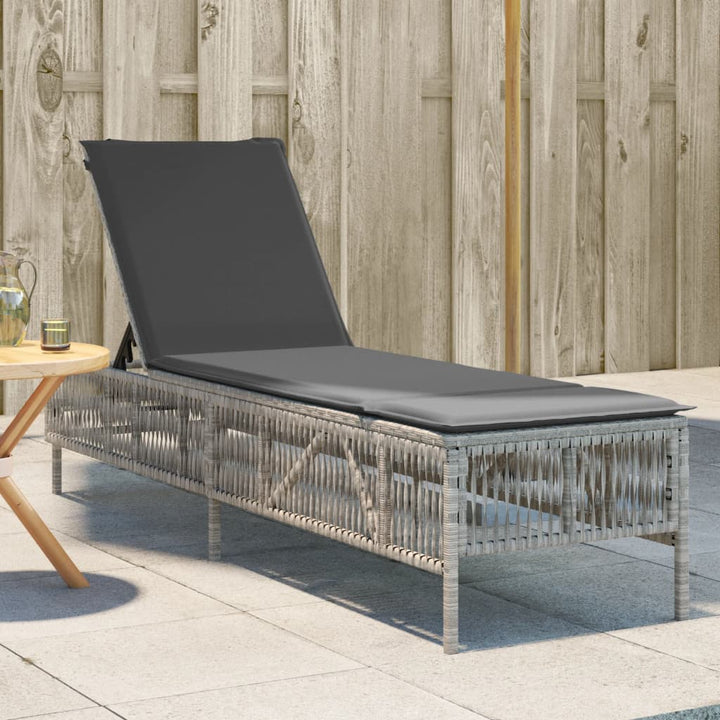 liggestol med hynde polyrattan lysegrå
