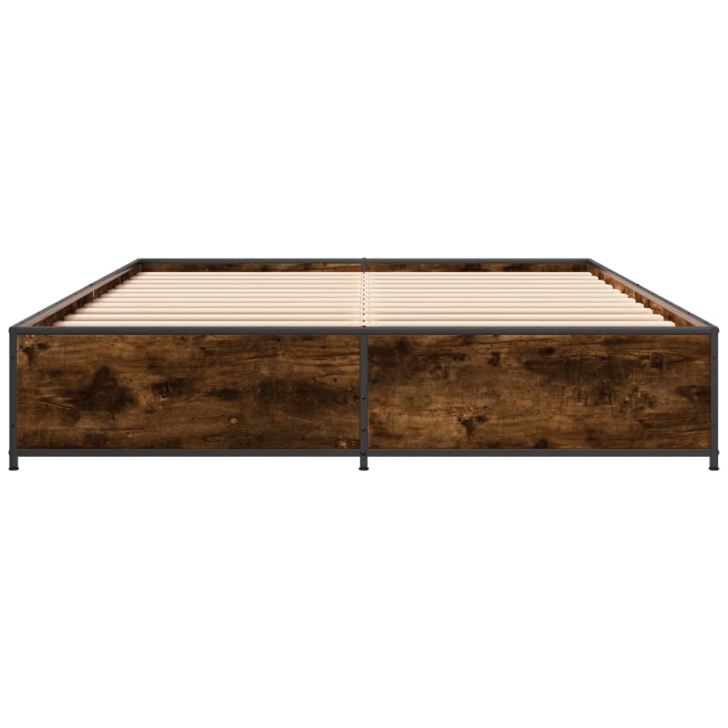 sengestel 150x200cm konstrueret træ og metal røget egetræsfarve
