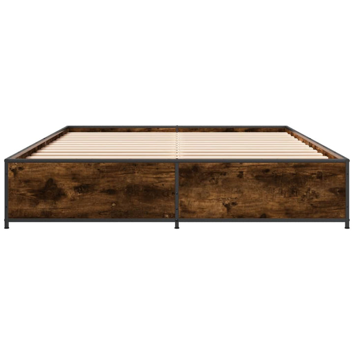 sengestel 150x200cm konstrueret træ og metal røget egetræsfarve