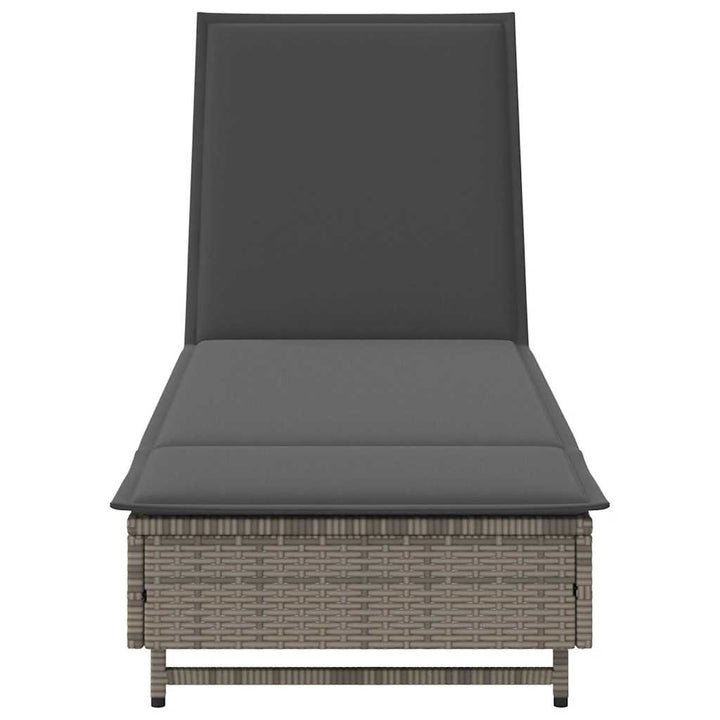 liggestol med hjul og hynde polyrattan grå