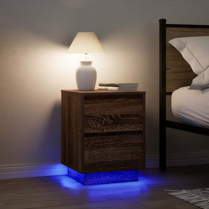 sengeskabe 2 stk. med LED-lys 38x34x50 cm brun egetræsfarve