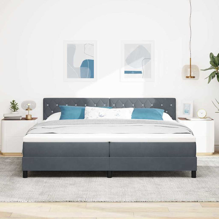 Box spring seng med hovedgærde Mørkegrå 200 x 200 cm Fløjl